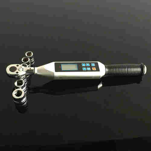 20-100N.m数显扭力扳手厂家