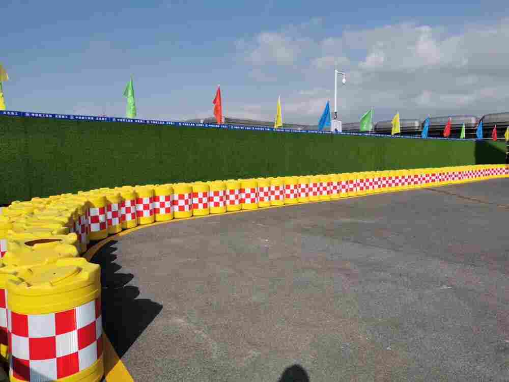 欢迎咨询-仿真草皮房地产市政墙面-博翔远草皮围挡厂家欢迎您