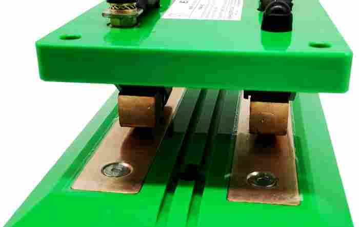 AGV电池充电刷板刷块