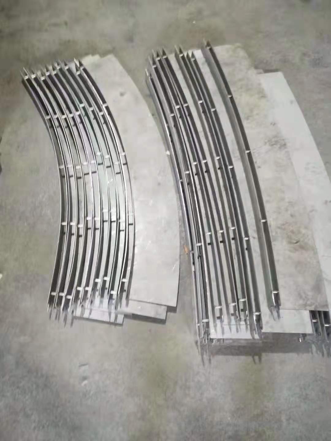 欢迎光临-丽江不锈钢线性盖板-304材质-实业集团
