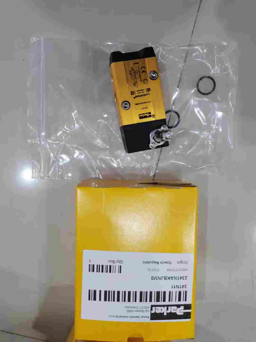 着重分析parker电磁阀481865C2 D5B F 9W