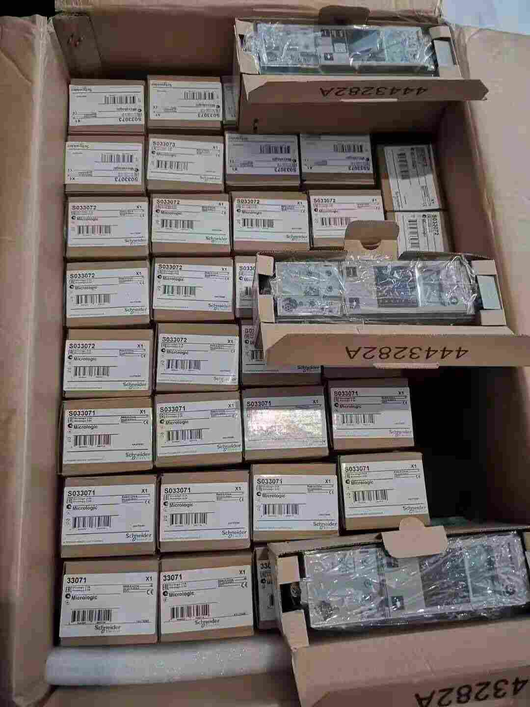 果洛施耐德框架断路器代理经销