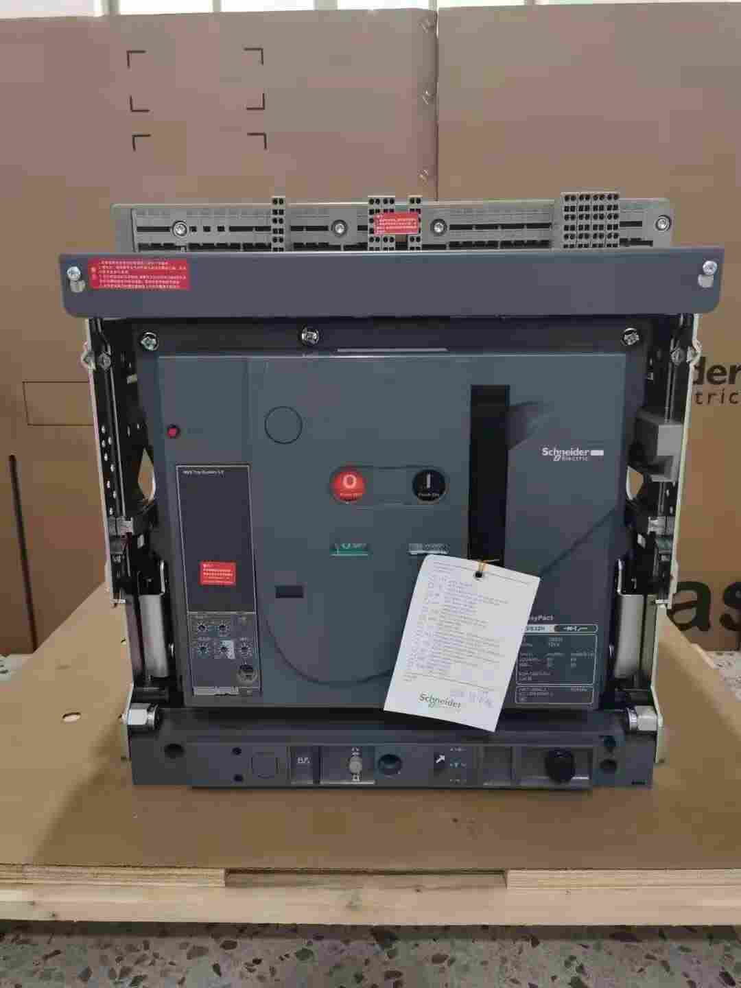 怒江施耐德框架断路器代理经销