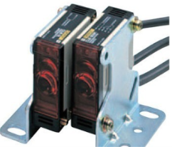 OMRON欧姆龙光电开关V-15-1A5作用分析