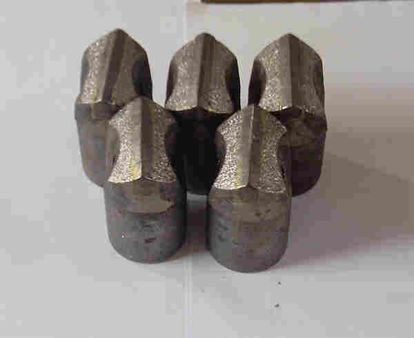 西宁高炉开口钻头气保焊接不掉合金出铁快