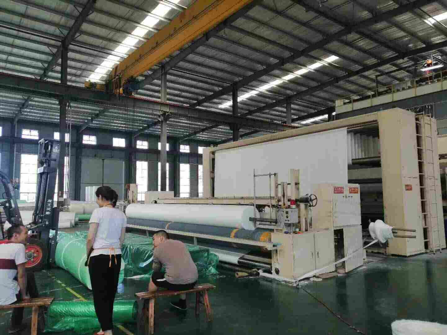 云南姚安长丝土工布