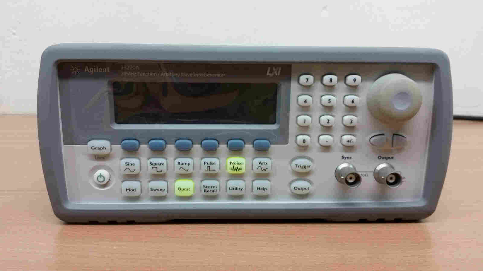 Agilent33210A agilent33220A函数任意波形发生器