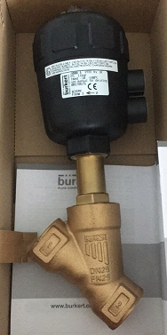 1625881500904461.png burkert宝德2000型炮铜气动角座阀178676实物