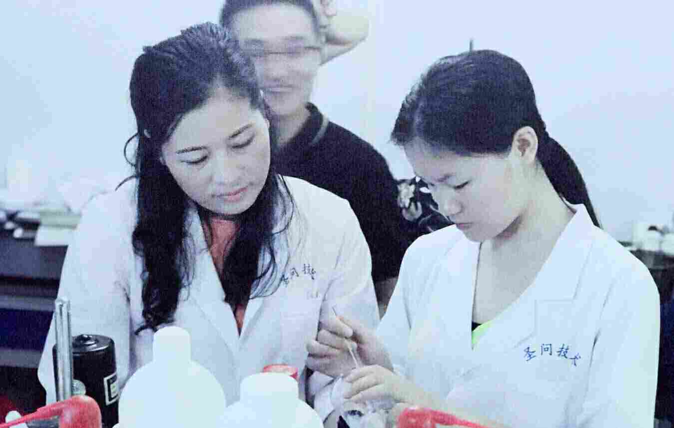 广州圣问技术化妆品配方师培训课值得选择