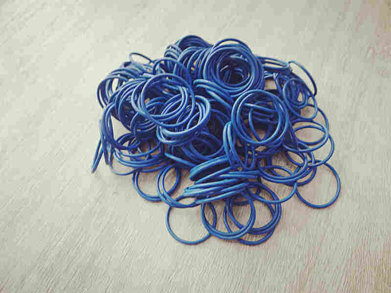 硅胶密封圈使用派瑞林parylene涂层降低摩擦系数