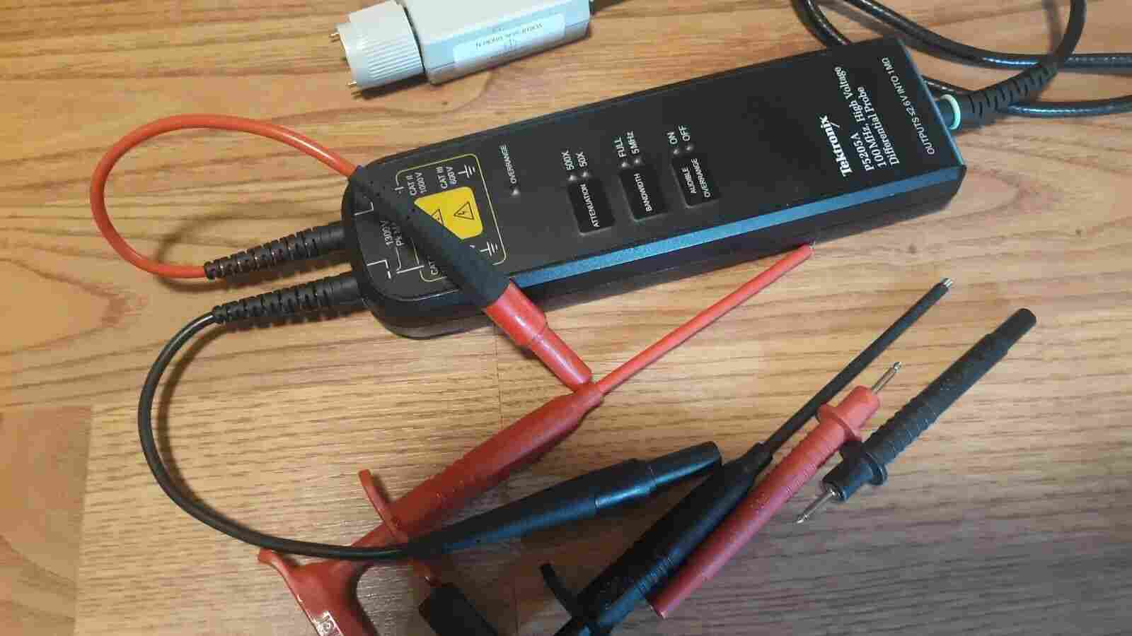 高压差分探头P5205A泰克-原装