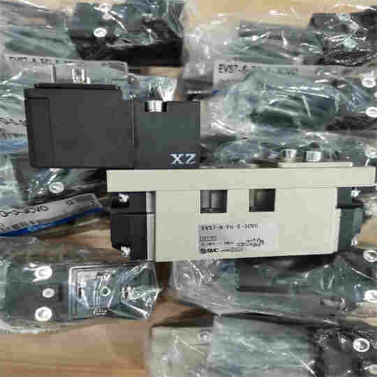 1635139125855573.jpg VFS5100-5FZ日本SMC电磁阀的主阀构造为间隙密封