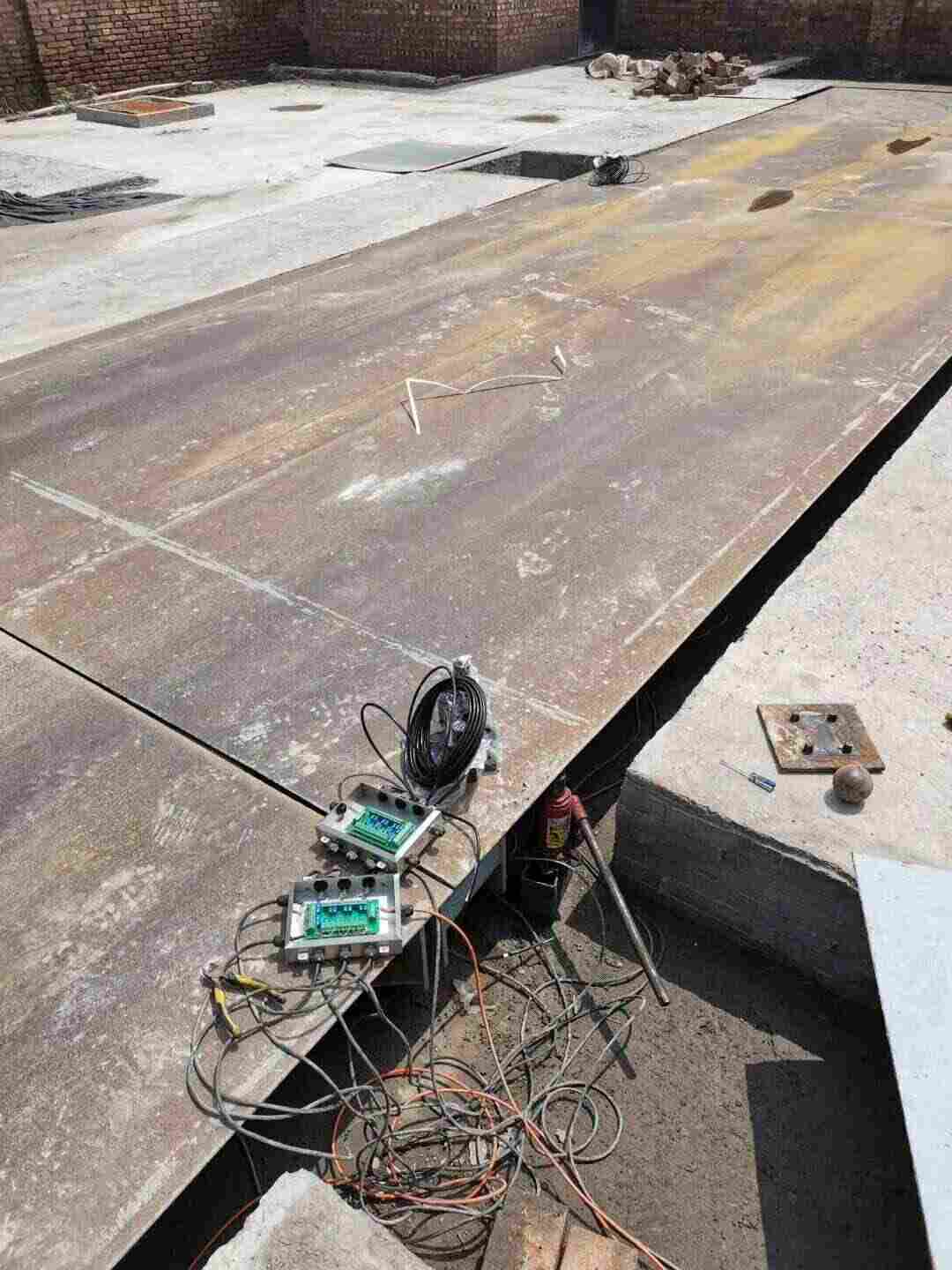 电子地磅的正确使用方法如下