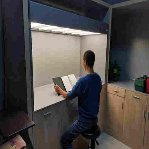 玩具颜色校准对色灯箱操作步骤