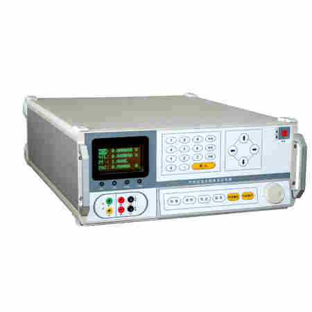 TDS118C单相可程控标准功率源