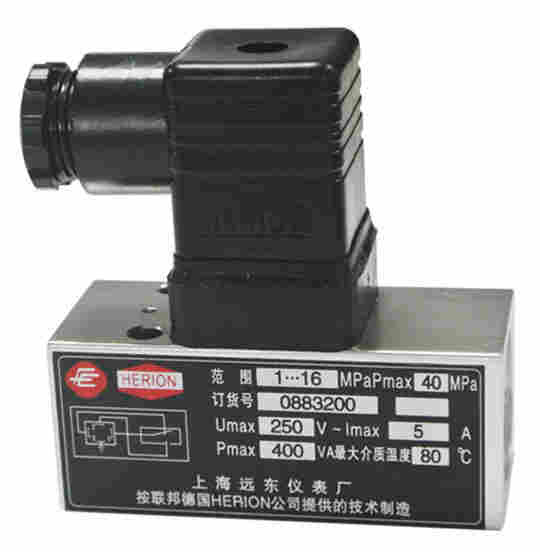 D500/18D压力控制器