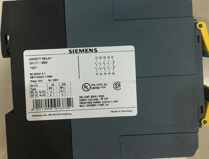 优势供应原装3SK1121-2AB40西门子安全继电器