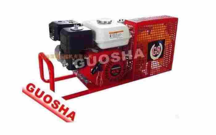 7.5千瓦压力300公斤空压机每小时7.5度电