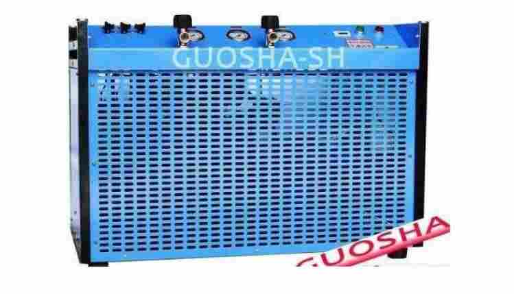 试压300公斤高压空压机管道用30bar压缩机