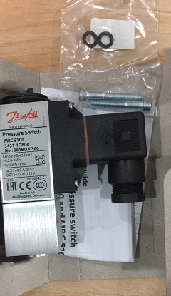 DANFOSS丹佛斯压力传感器061B000366到货了