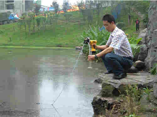 LB-8000H手持式深水采样器