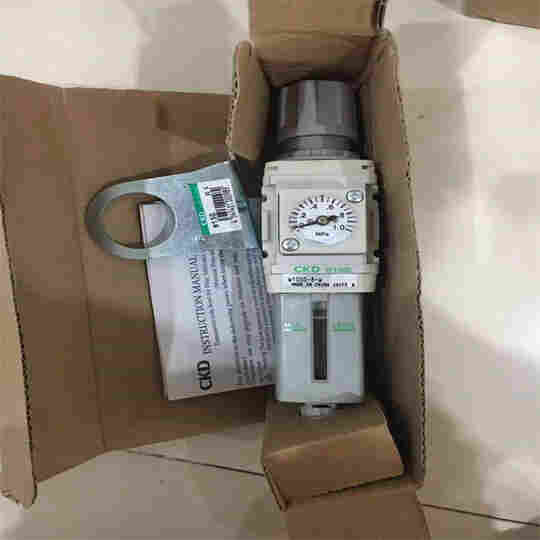 1645153467278293.jpg 喜开理的油雾器3002E-4C-MG