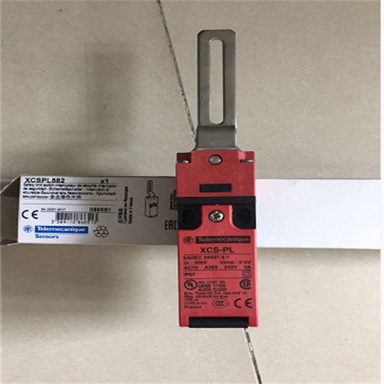 质保一年施耐德ZCKJ2H29C限位开关