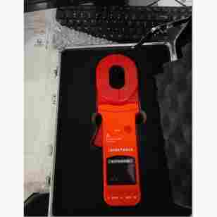 SUTE3020B钳形接地电阻测试仪