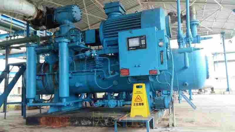 工业制冷压缩机的维修 RWBII-676E螺杆盐水机组保养