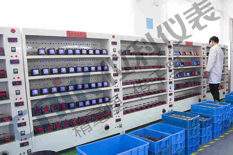 DDSU 2186/F(4P)/DTSU 2186/F(7P)导轨式电力仪表