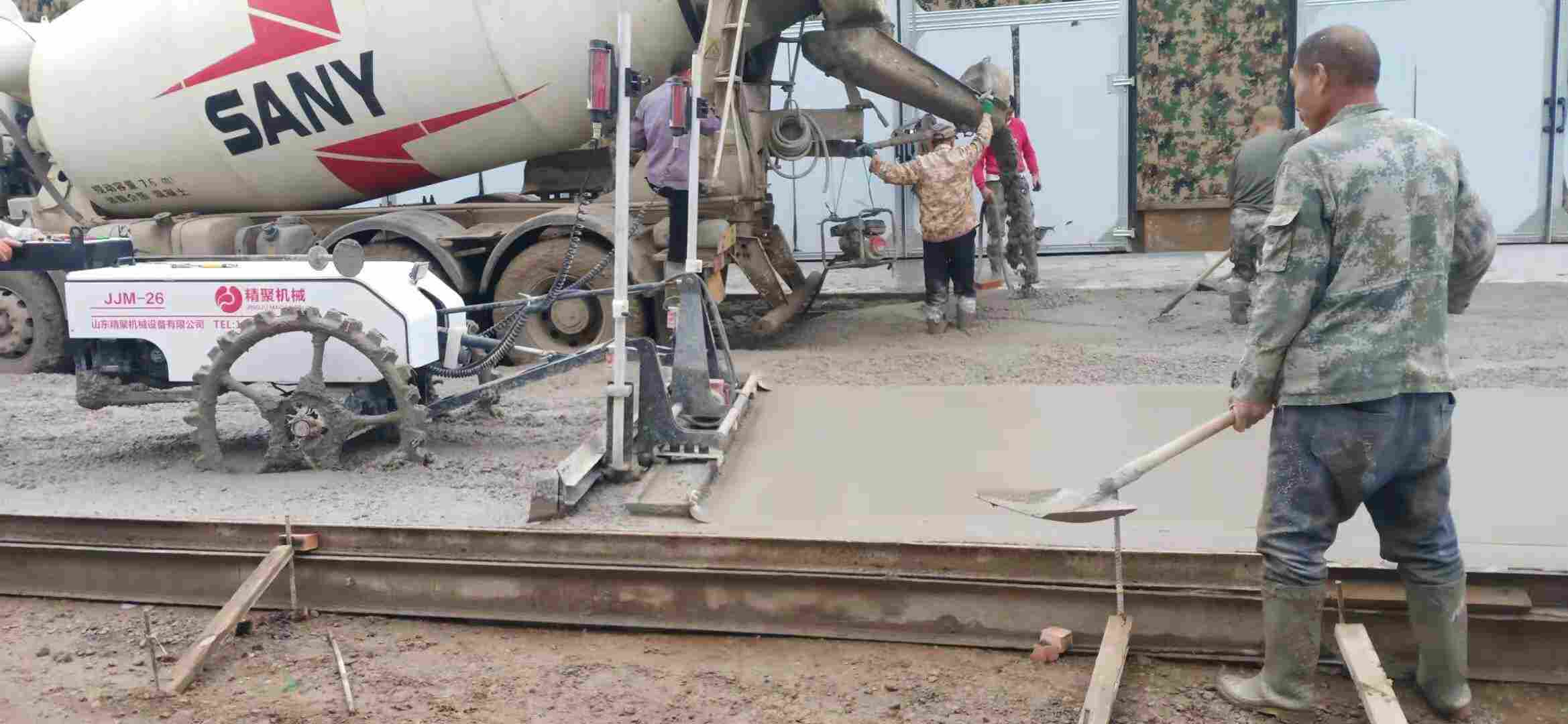 精聚混凝土激光整平机的效率特点