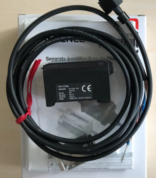 KEYENCE基恩士夹钳式流量传感器FD-Q10C产品尺寸