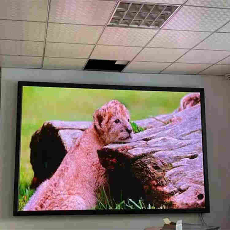 室内显示屏P2和Q2区别 P2高清大屏价格及显示效果