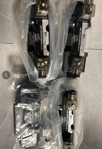 1651895994132531.png 台湾久冈JGH电磁阀4WE-10D/OFE-W220/50-20-40到货图