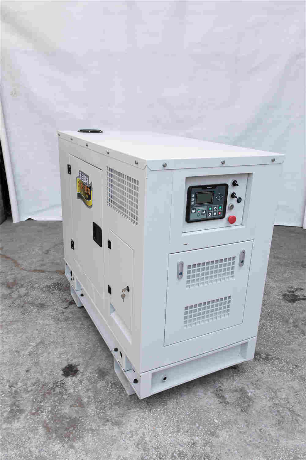20KW柴油发电机四缸水冷大泽动力