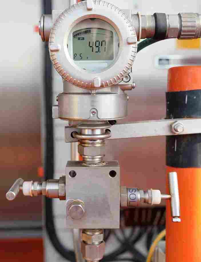 新品美国ROBITECH压力开关