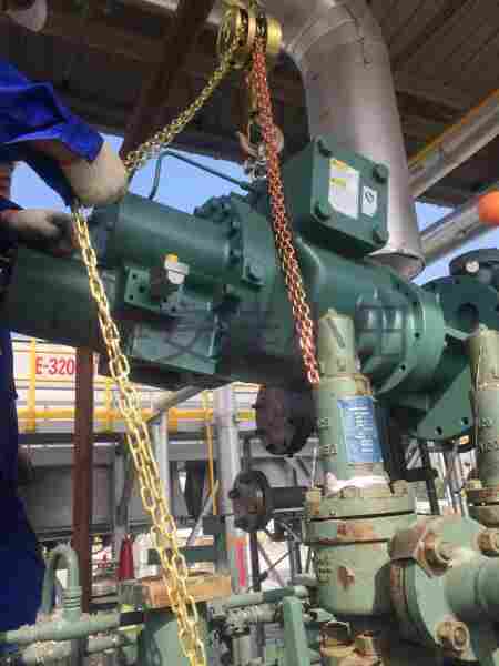 约克丙烷压缩机运行状态的振动检测、分析维修