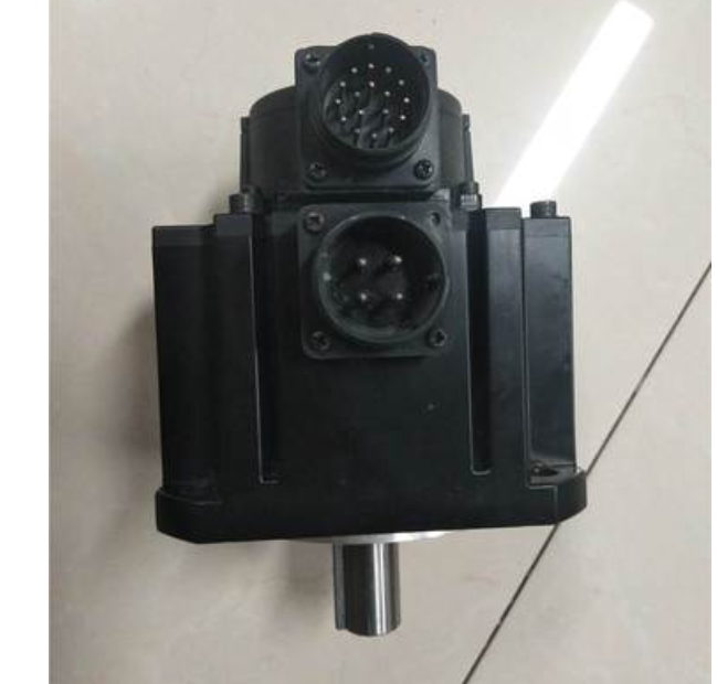 日本松下1.5KW中惯量伺服电机MDMF152L1G6M A6系不带刹车