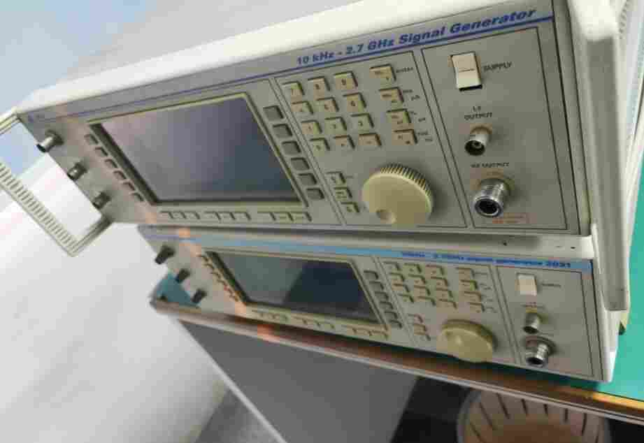 1660961418379990.jpg 东莞租售回收英国MARCONI马可尼IFR 2031 2032高频信号源