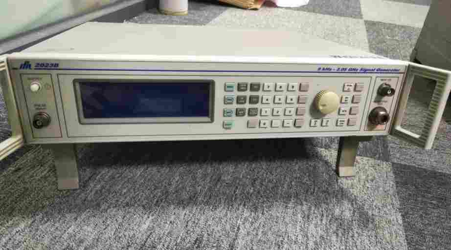 1660963156833075.jpg 江苏租售回收Aeroflex艾法斯IFR 2025模拟射频信号源2023A 2023B