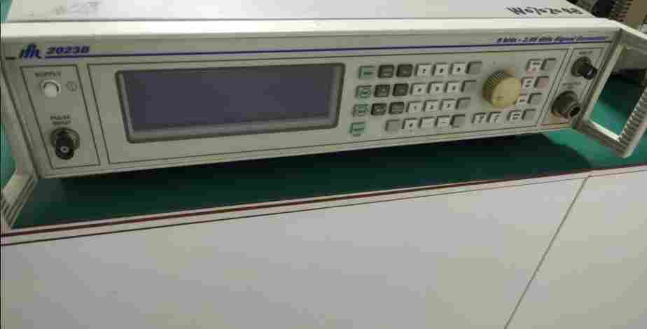 1660963197685702.jpg 江苏租售回收Aeroflex艾法斯IFR 2025模拟射频信号源2023A 2023B