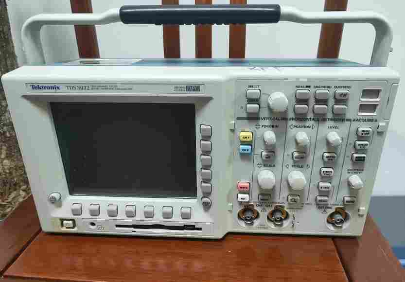 1660980208614289.jpg 高价回收泰克TDS3032 TDS3032B TDS3034B数字示波器