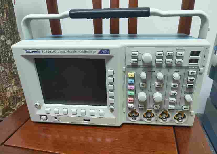1660980358856794.jpg 泰克示波器 回收TDS3014C DPO3014 DPO3034 MDO3014 MDO3034