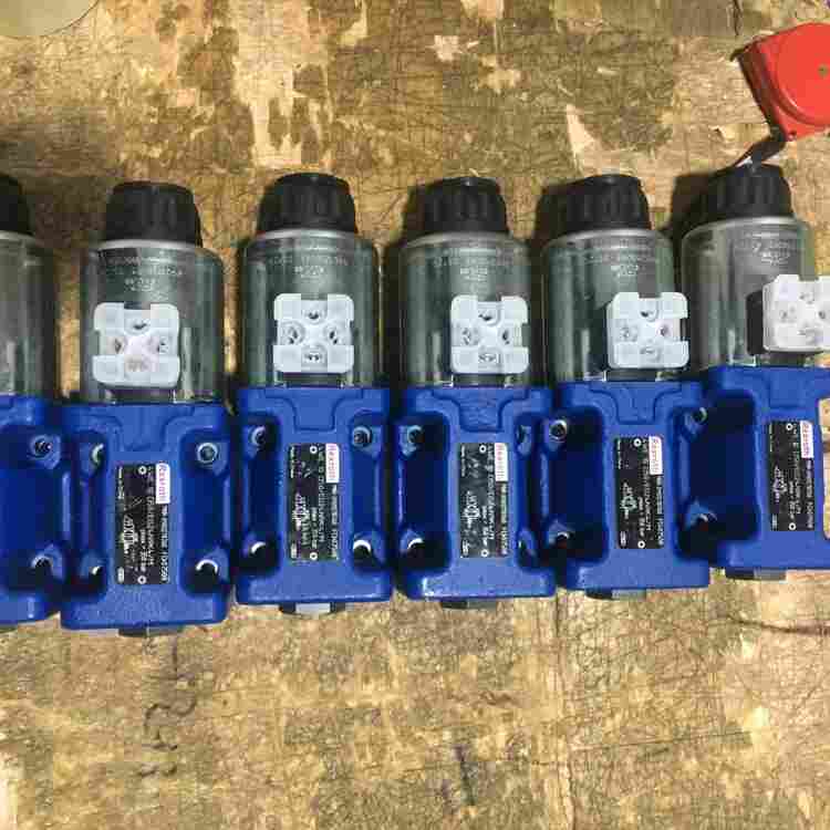 REXROTH 阀 4WREE 6 E32-3X/V/24A1