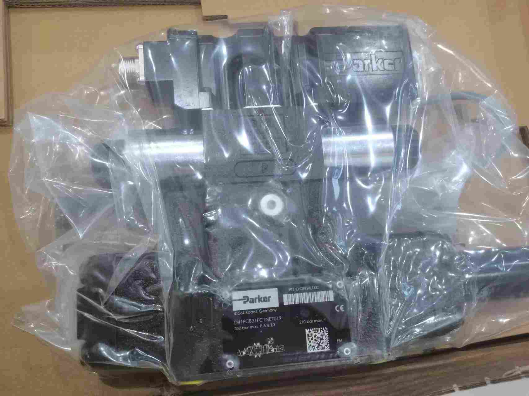 PARKER变量柱塞泵PV140R1K8T1NMMC使用指导