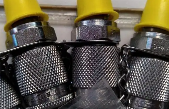 兔年红红火火STAUFF 4SH40 DKOS(90)-52-24 高压软管