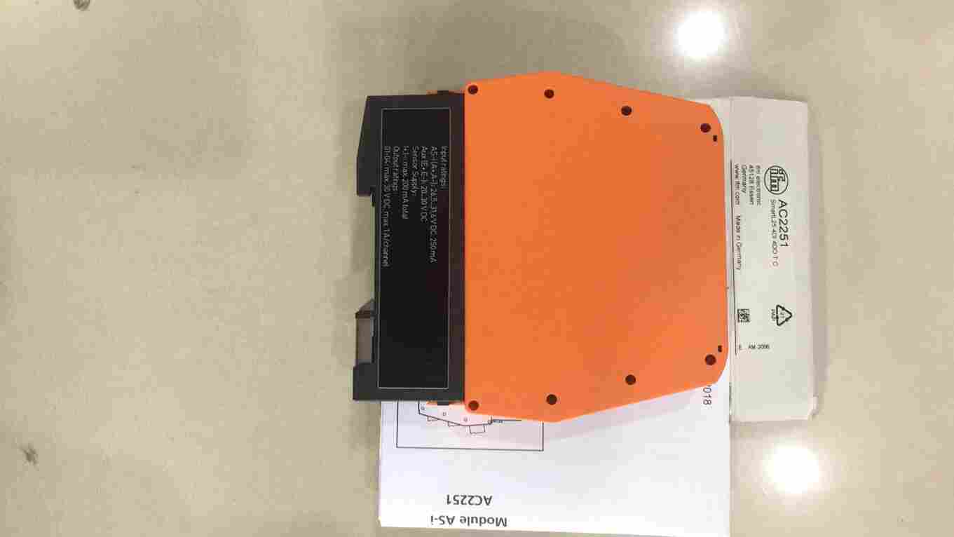 IFM易福门漫反射光电开关OF5012现货了解