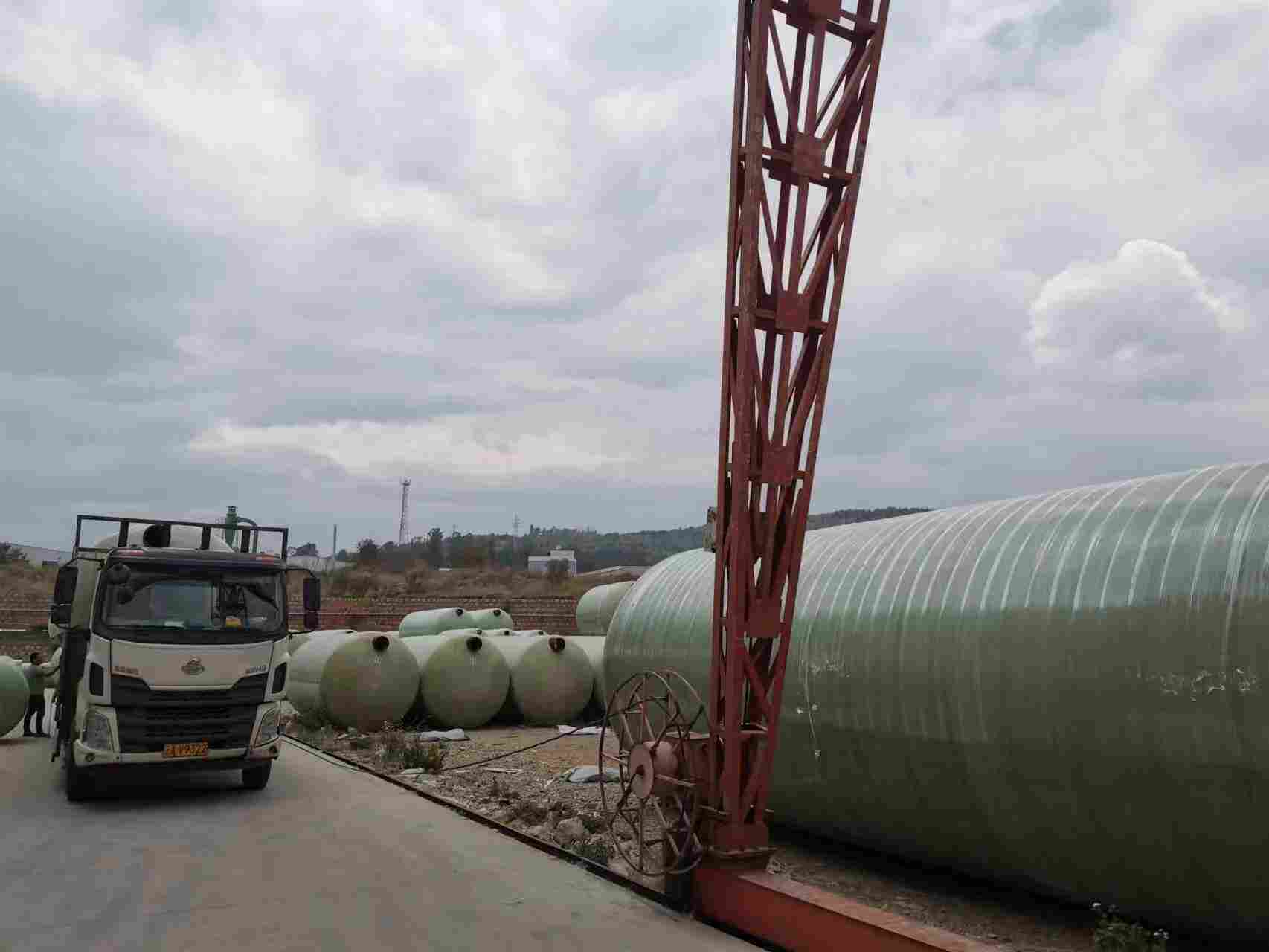 云南昭通昭阳化粪池-玻璃钢化粪池-整体化粪池