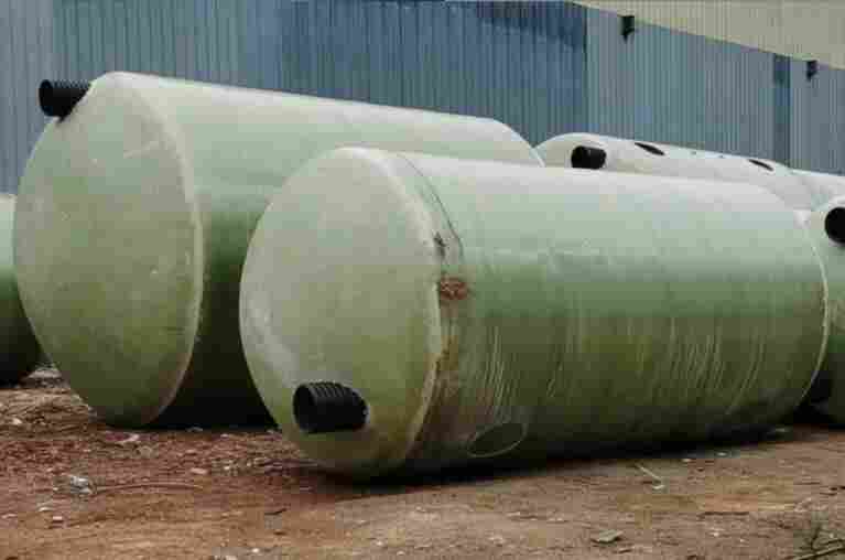 云南迪庆香格里拉化粪池-玻璃钢化粪池-整体化粪池