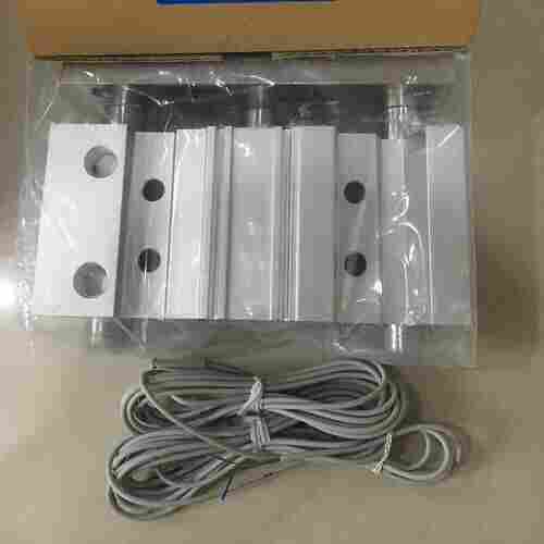 结构分析SMC带导杆薄型气缸MGPL63-25Z-A93L